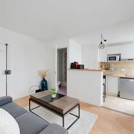 Comfortable 1br 2p - 10th